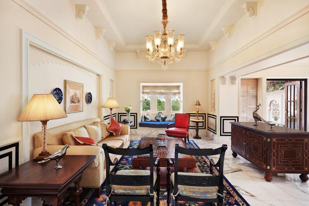 Mewar Court Courtyards